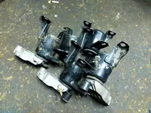 Engine Mounting Demio