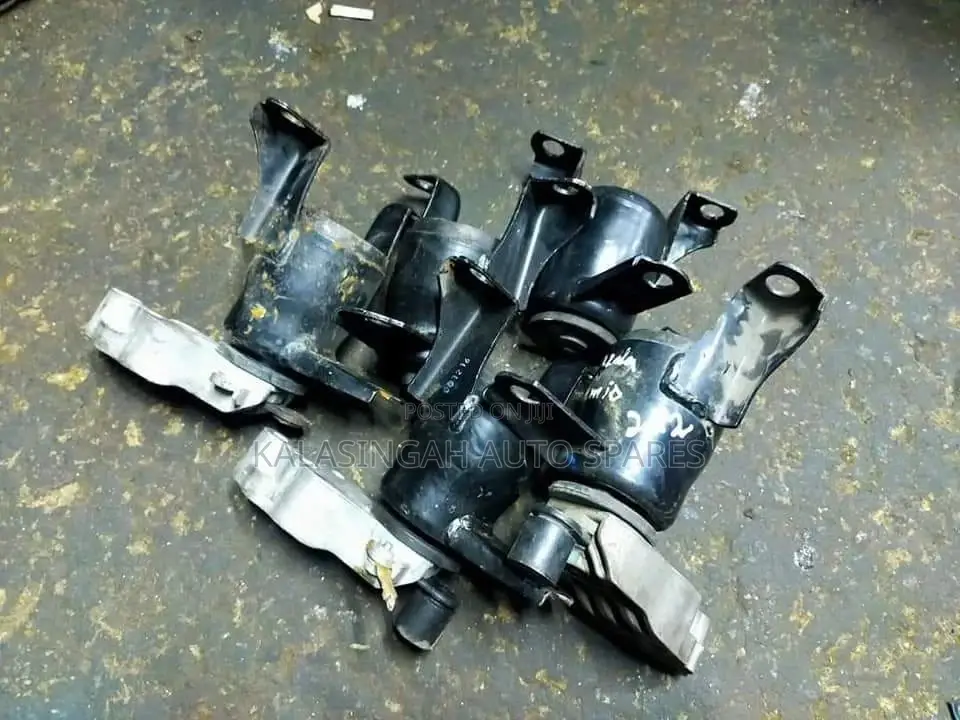 Engine Mounting Demio