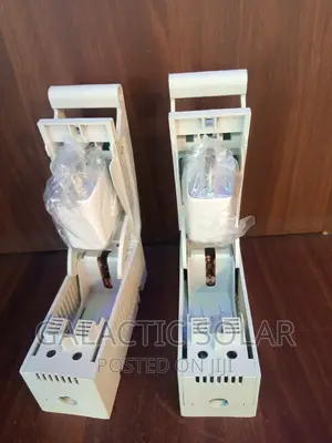 DC Fuse Holder and Fuse 100A