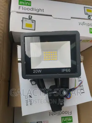 Floodlight With Motion Sensor