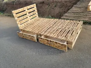 Pallet Bed- 4*6 With Drawers Pallet Bed. # )