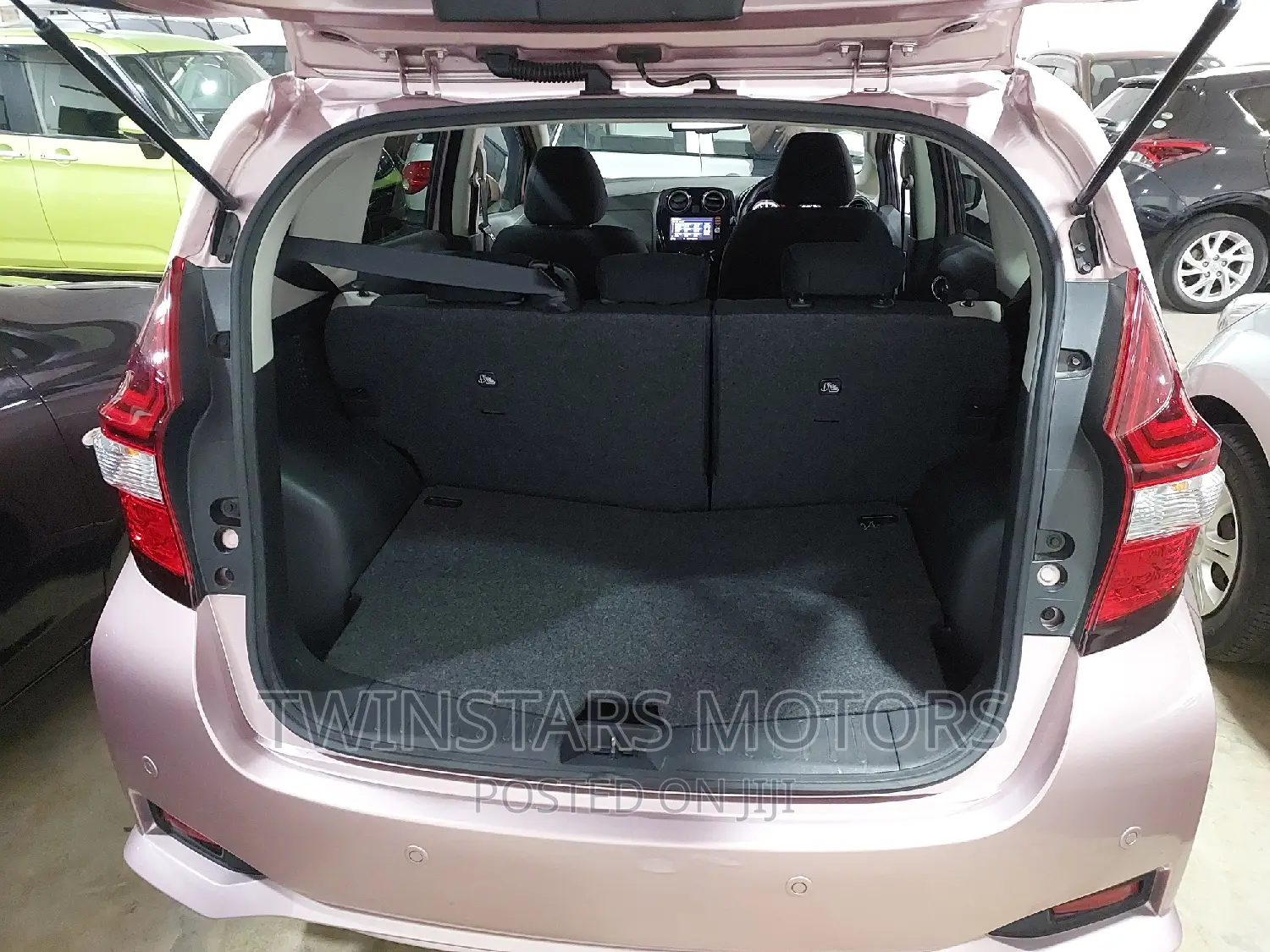 Nissan Note 1.2 Petrol 2017 Pink