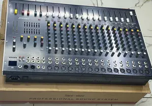 Soundcraft SMX-1600 Professional Audio Power Mixer16 Channel