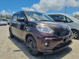 Toyota Passo 2016 Purple