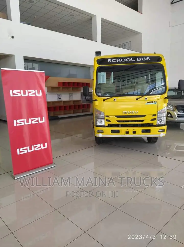 New Isuzu Executive Bus 2023 Yellow