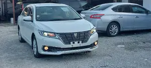 2017 Toyota Premio White Crossover