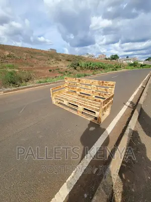 3/4 Seater Pallet Sofa.(#015,)