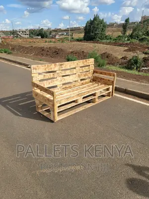 3/4 Seater Pallet Sofa. (#017,)