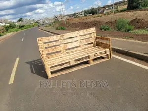 3/4 Seater Pallet Sofa. (#60)