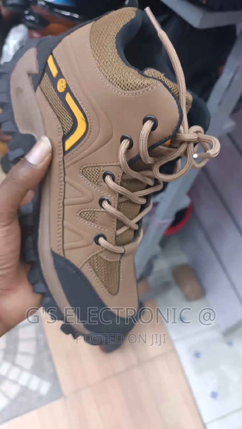 Hiking Boots (Size 37-45)