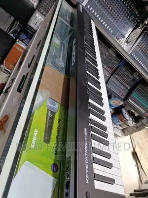 M-Audio Keystation 88 MK3 88-Key Keyboard Controller