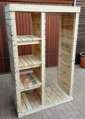 Pallet Wardrobe