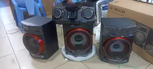 Lg Cl88 Xboom 2900 Watts Hi-Fi System