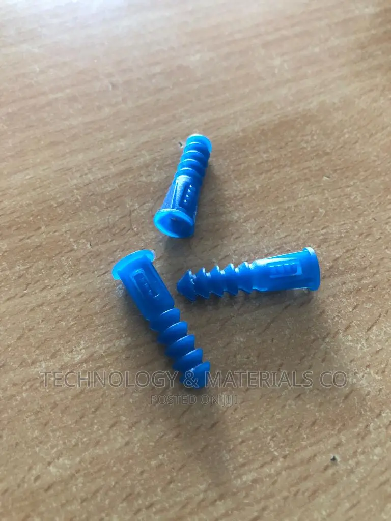 Wall Plug 6mm