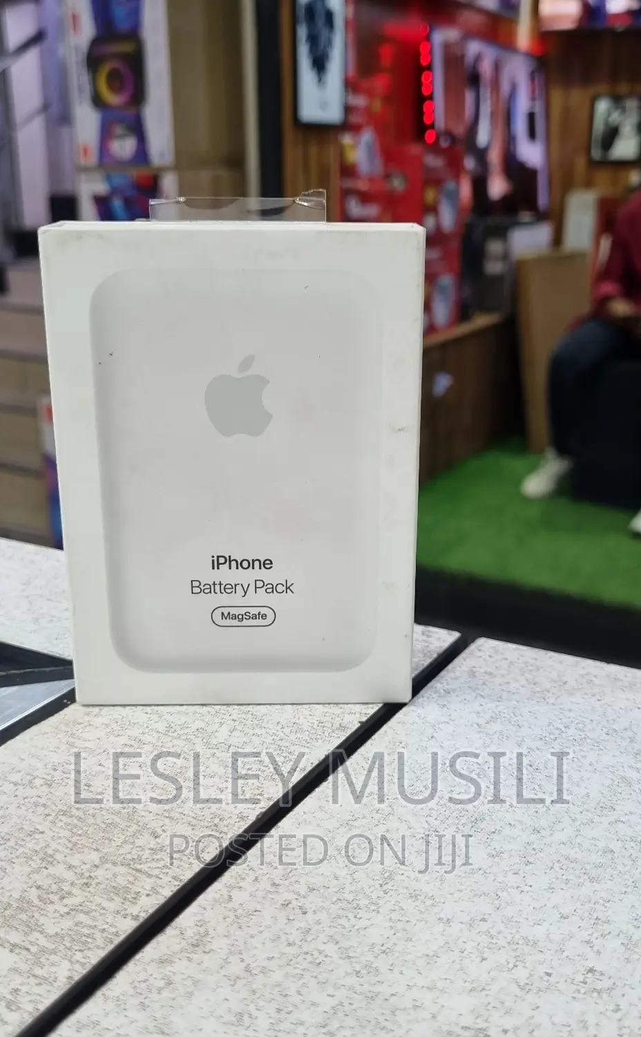 Apple Magsafe Battery Pack (White)