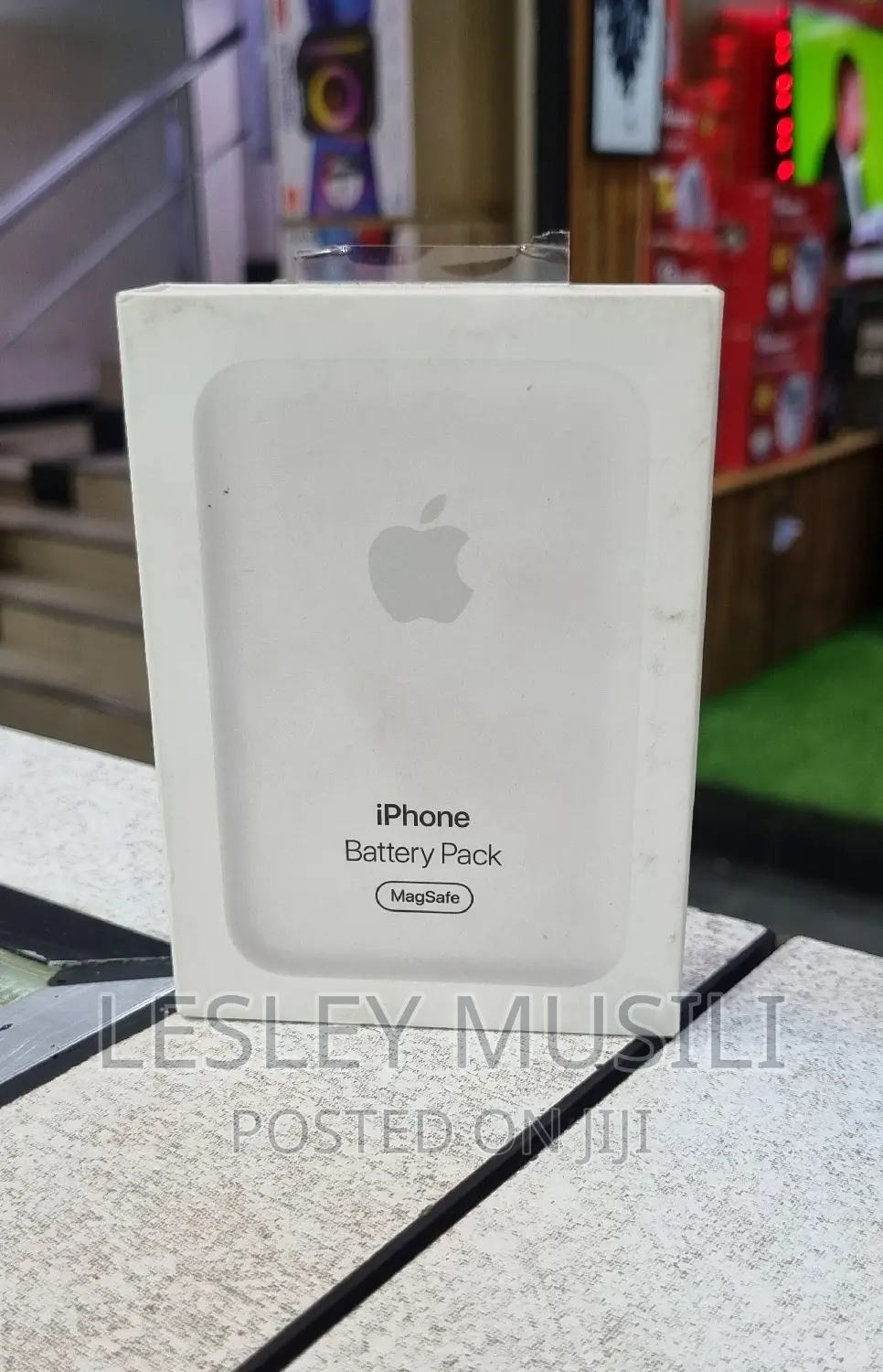 Apple Magsafe Battery Pack (White)