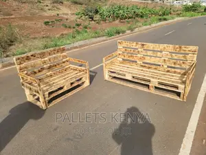 Wooden Pallets Seats -7 Seater Pallet Sofa.(TA01)