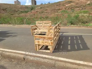 7 Seater Pallet Sofa. (#WT019)