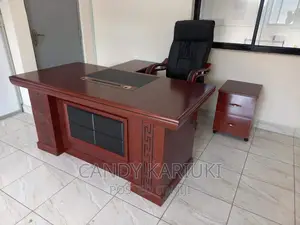 1.6m Executive Office Desk Plus an Executive Chair