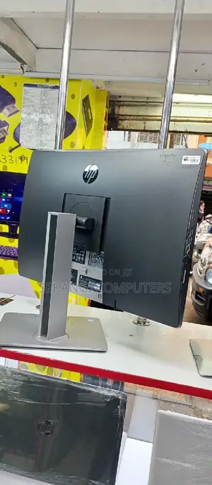 Desktop Computer HP EliteDesk 800 G3 8GB Intel Core I5 SSD 256GB