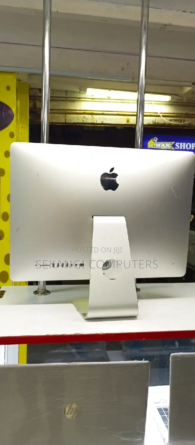 Desktop Computer Apple iMac 8GB Intel Core I5 HDD 1T