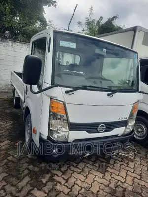 Nissan Atlas