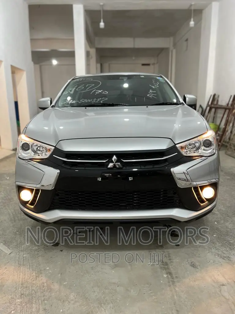 Mitsubishi RVR 2017 Silver