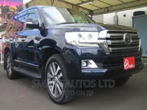 Used 2016 Toyota Land Cruiser in Blue - Luxurious Off-Roading Vehicle