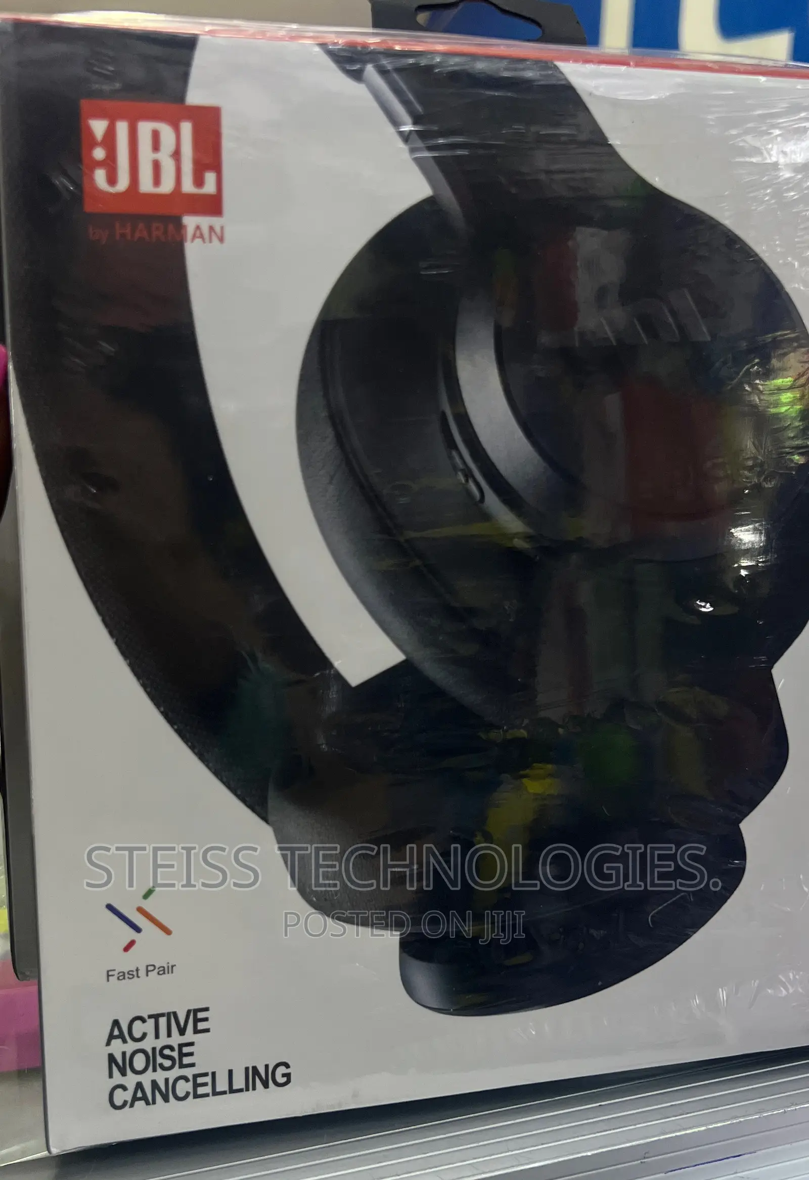 JBL Live 660 Wireless Headphones.