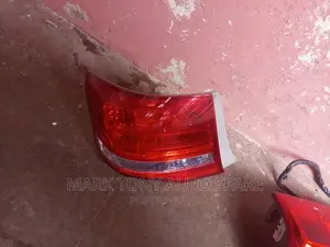 Toyota Axio Backlight 2010