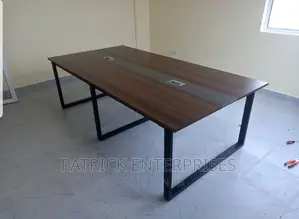 Imported Morden Metallic Boardroom Table
