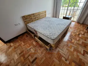 Pallet Bed - 6×6 Pallet Bed Frame. (Es#01)