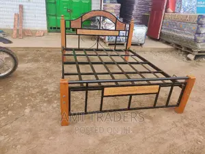 Metal Mahagony Bed (5*6)