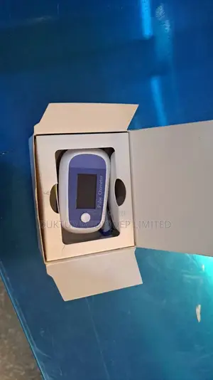Pulse Oximeter Blue/ White