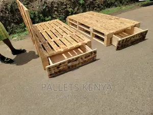 Pallet Bed- 6*6 Detachable and With Drawers Pallet Bed. (#T)