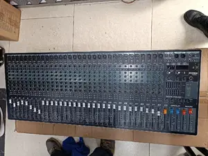32 Channels Plain Mixer Yamaha 3200
