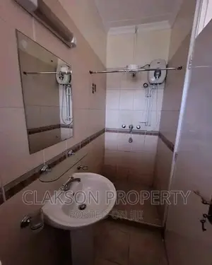 2bdrm Apartment in Ngongroad, Kilimani for rent
