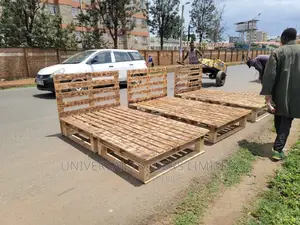 Wooden Pallets - Wooden Pallet Bed - Blazed 4x6 Pallet Bed