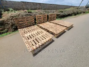 Pallet Bed- 4*6 Detachable and Blazed Pallet Bed. (#PC06)