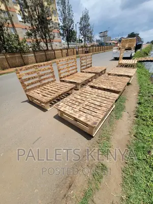 Pallet Bed- 4*6 Detachable and Blazed Pallet Bed .(JL#2)