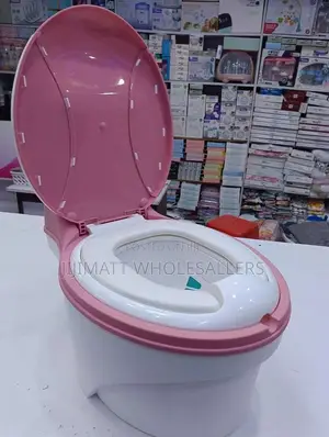 Potty/Quality and Comfort Potty Available in Girls Colour