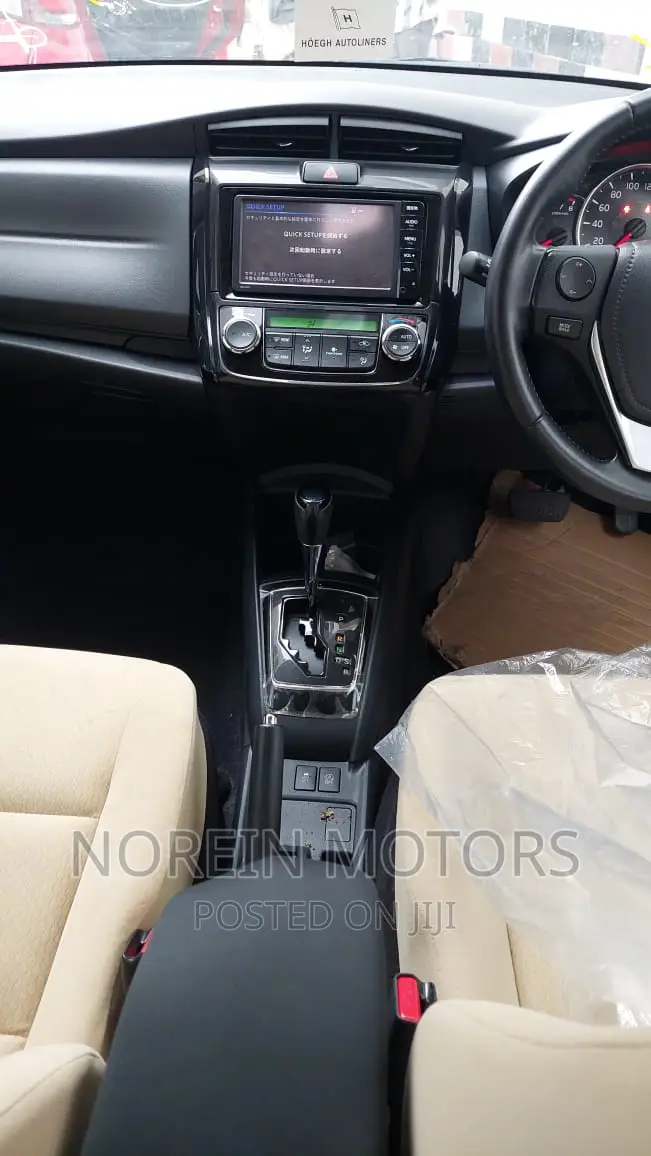 Toyota Axio 2017 Brown
