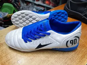 Quality Total 90 Soccer Trainer Boots