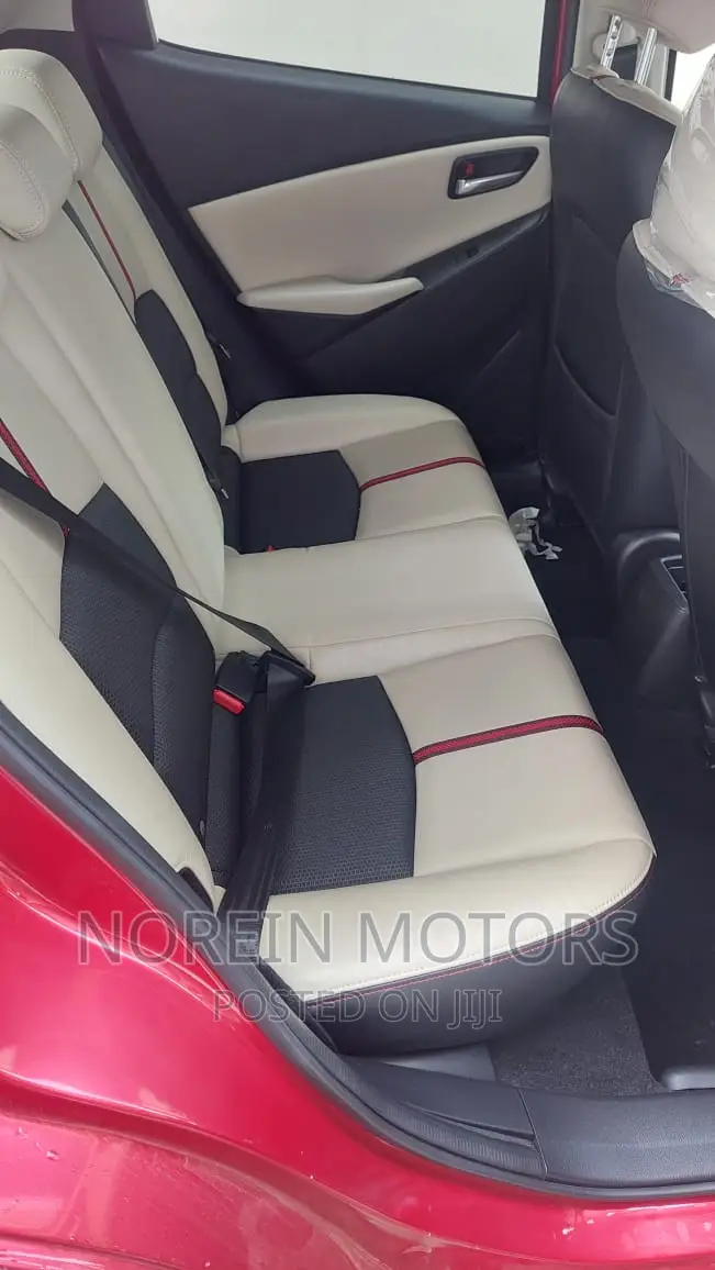 Mazda Demio 2017 Red