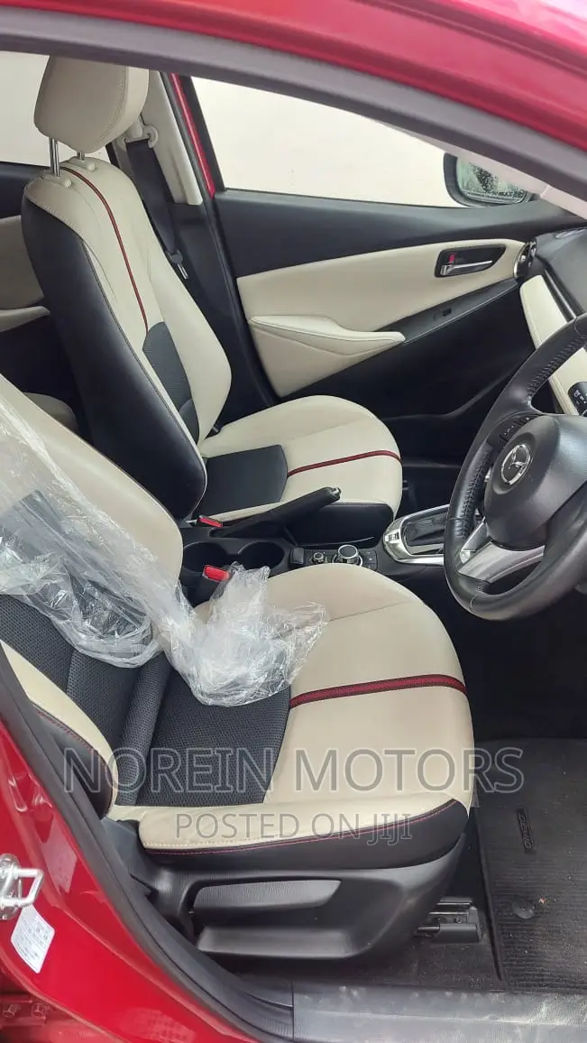 Mazda Demio 2017 Red