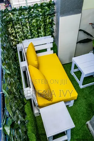 Cosy 1 Bedroom With Private Balcony