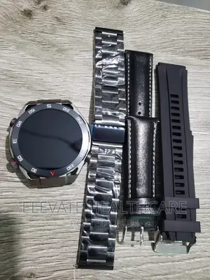 HW5 MAX Smart Watch