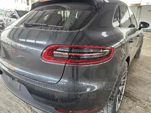 Porsche Macan 2017 Gray