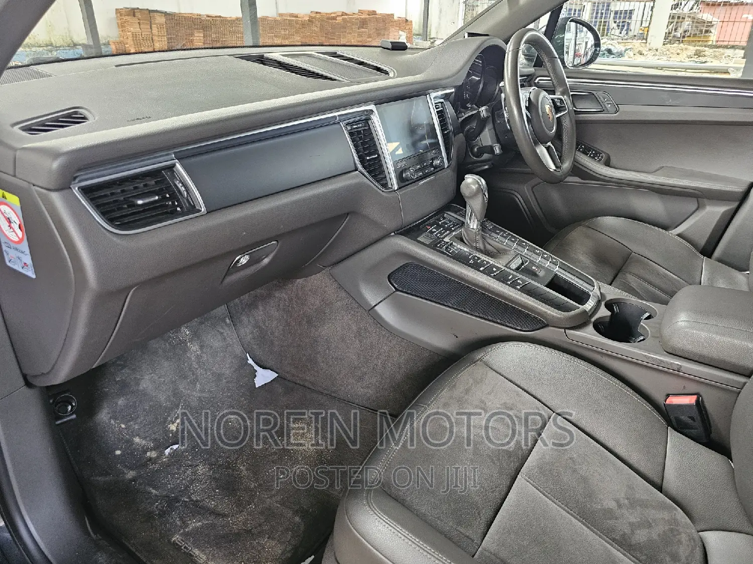Porsche Macan 2017 Gray