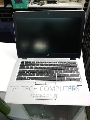 Laptop HP EliteBook 820 G4 8GB Intel Core I5 HDD 500GB